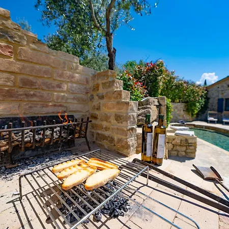 Сasa de vacaciones Holiday Nocino By Interhome Toscella